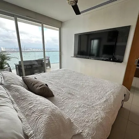 Edificio H2 1603 Apartamento *