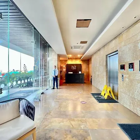 Edificio H2 1603 Apartment *